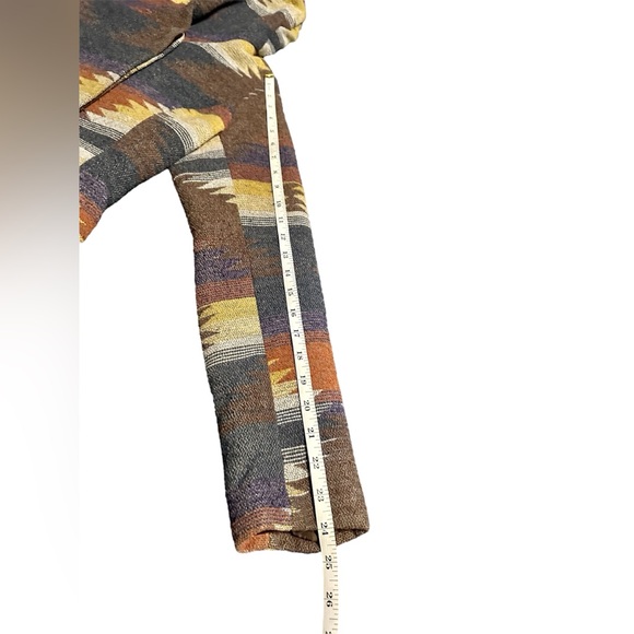 Southwestern Pattern Jacket - Picture 4 of 6